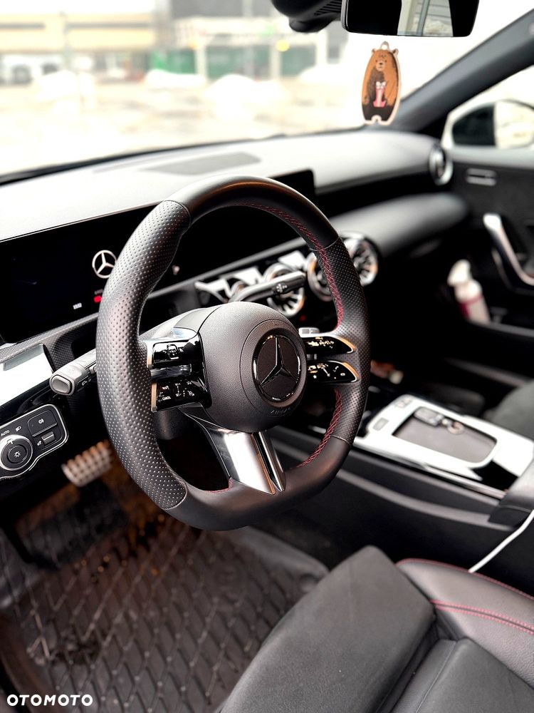 Mercedes-Benz Klasa A 250 4-Matic AMG Line 8G-DCT - 4