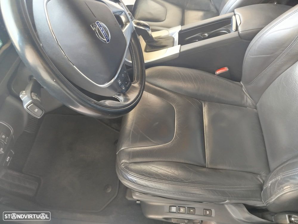 Volvo V60 - 11