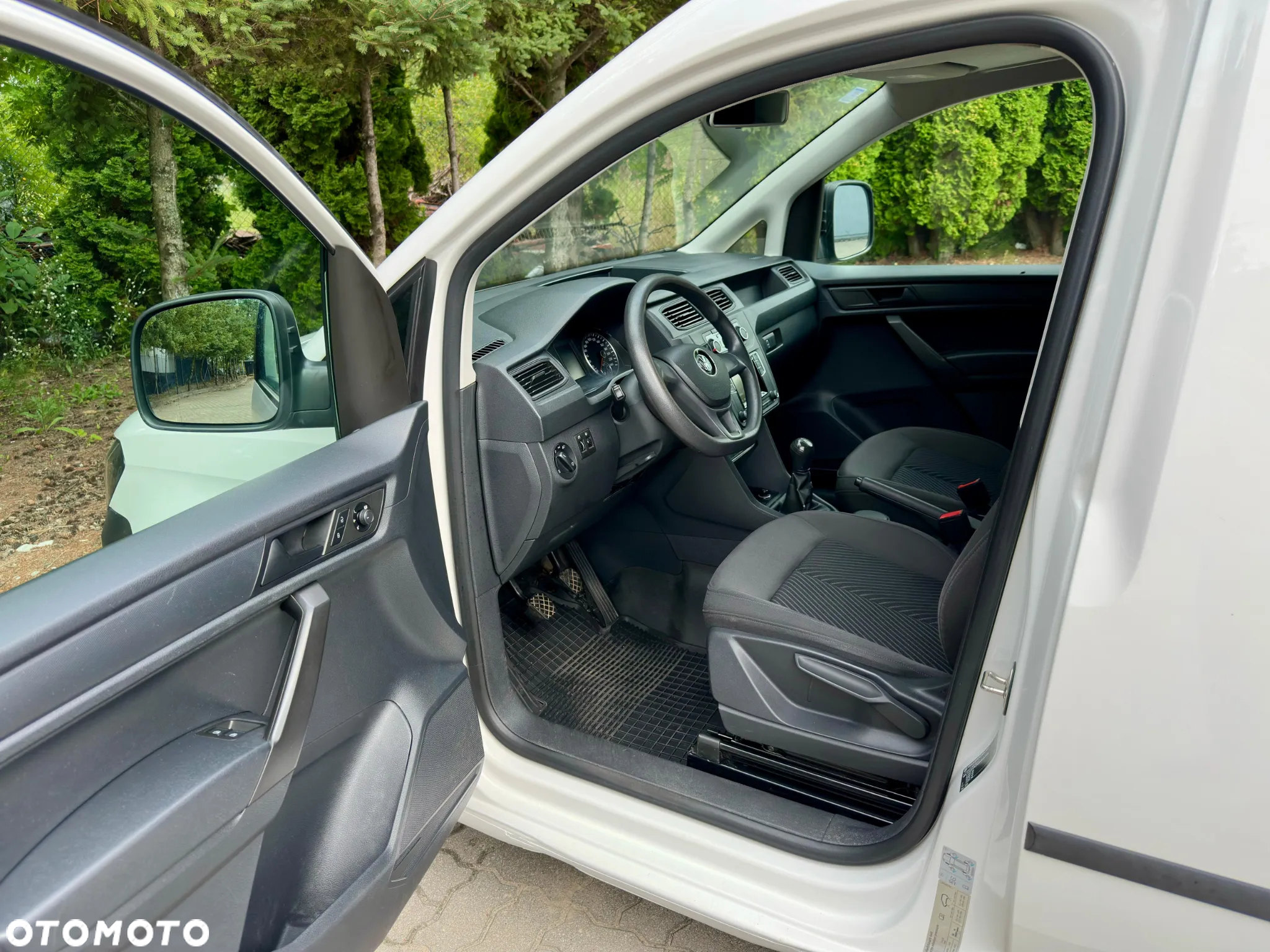 Volkswagen Caddy 1.6 TDI - 15