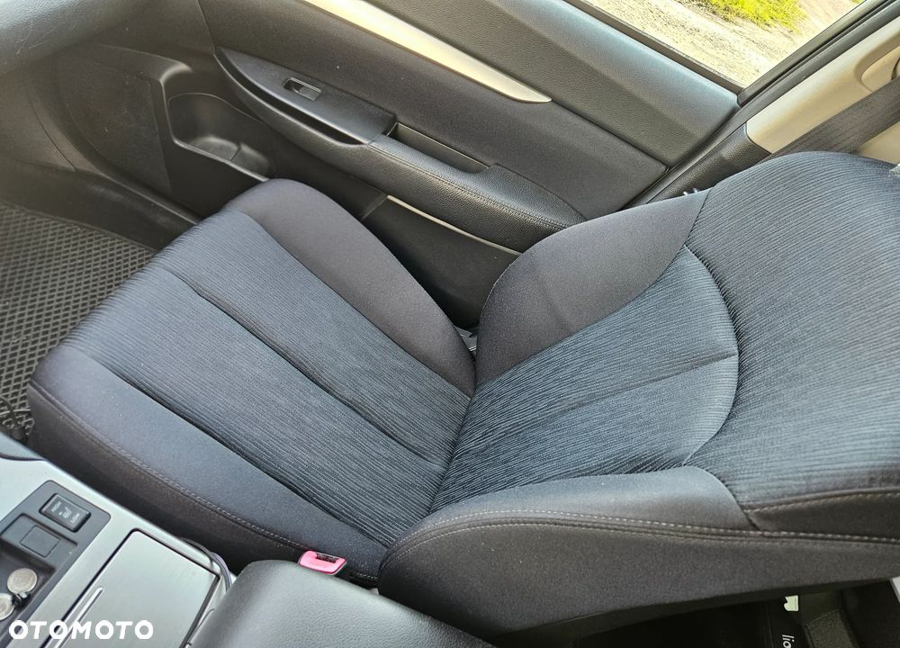 Subaru Legacy 2.0R Active - 18
