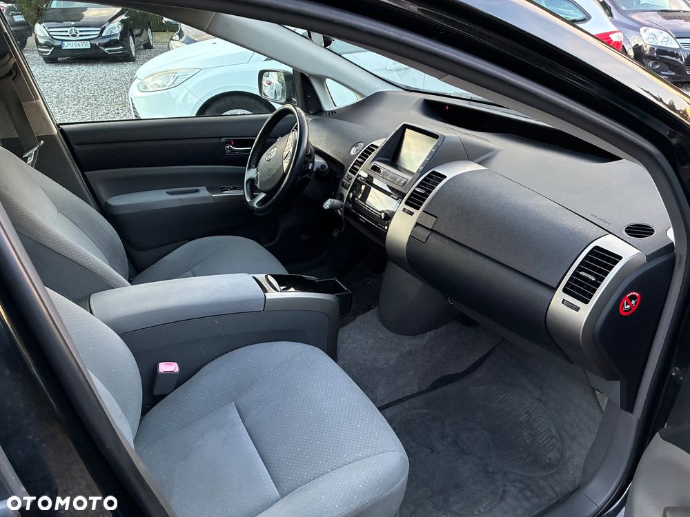 Toyota Prius - 11