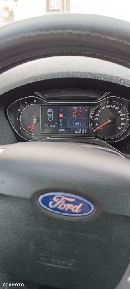 Ford S-Max 2.0 TDCi DPF Titanium - 15