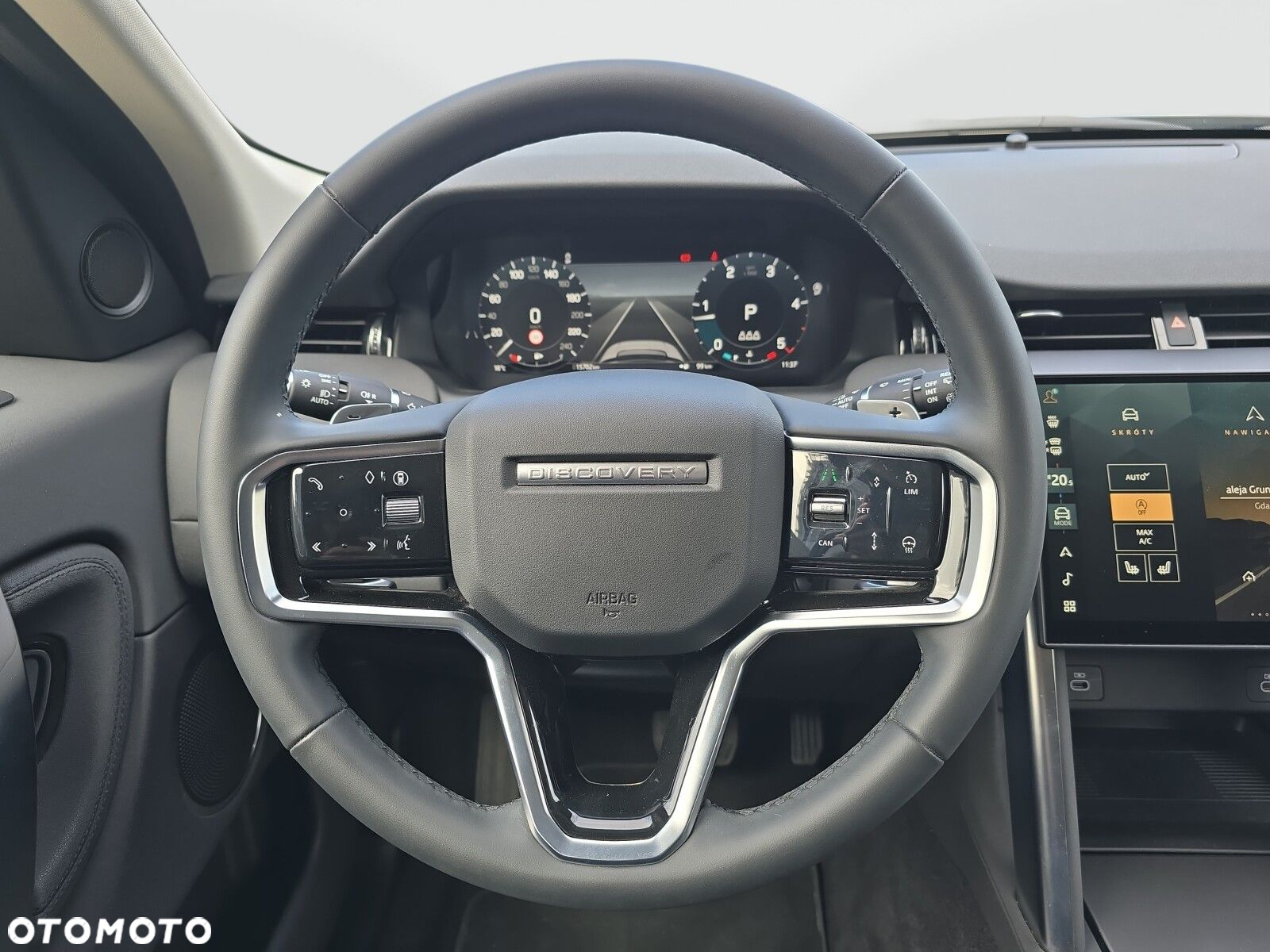 Land Rover Discovery Sport - 15