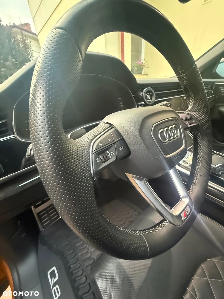 Audi Q8 - 9