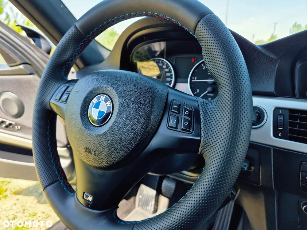 BMW Seria 3 320d DPF Edition Exclusive - 4