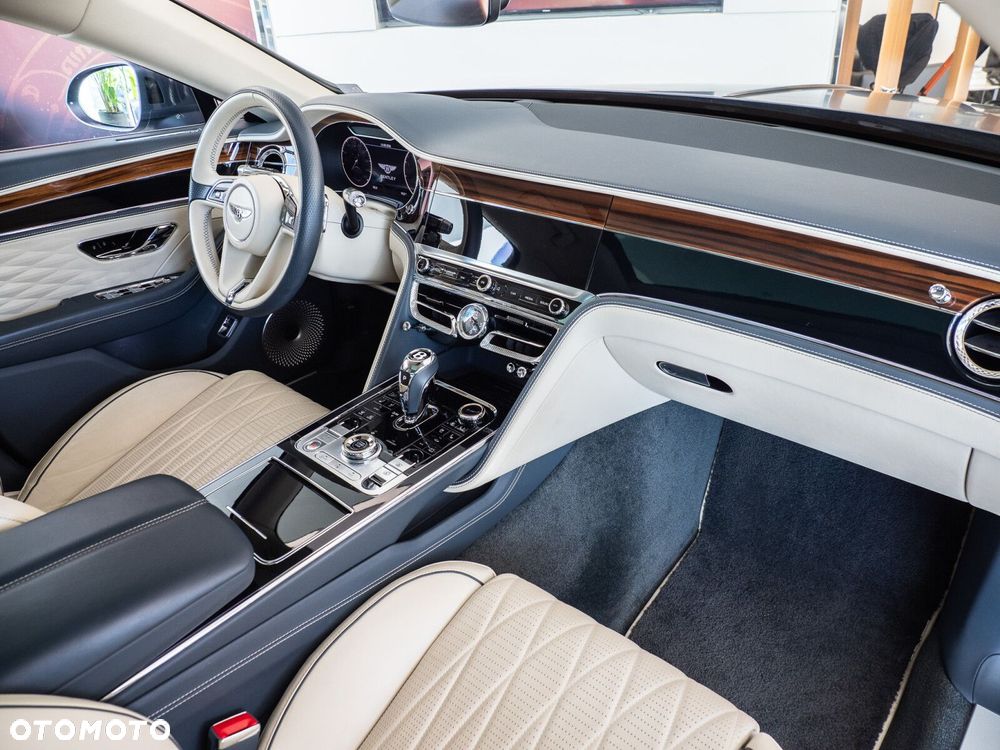 Bentley Flying Spur - 15