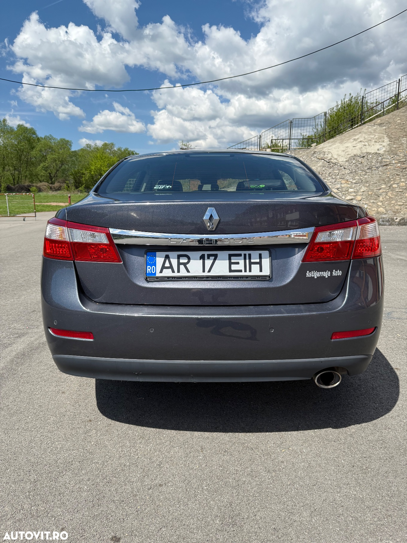 Renault Latitude - 3