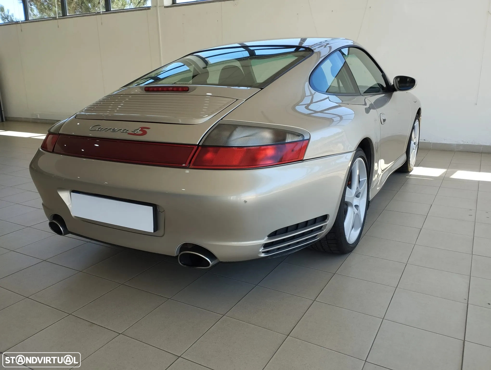 Porsche 911 (996) Carrera 4 S - 6