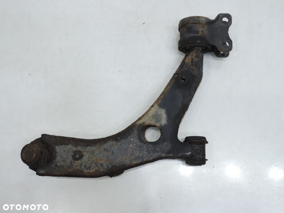 WAHACZ LEWY PRZÓD MAZDA 5 I 2.0 D - 9