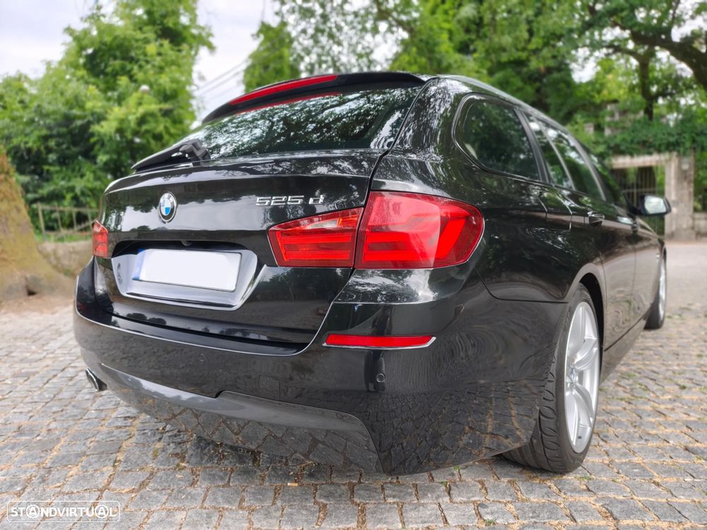BMW 525 d Pack M - 23