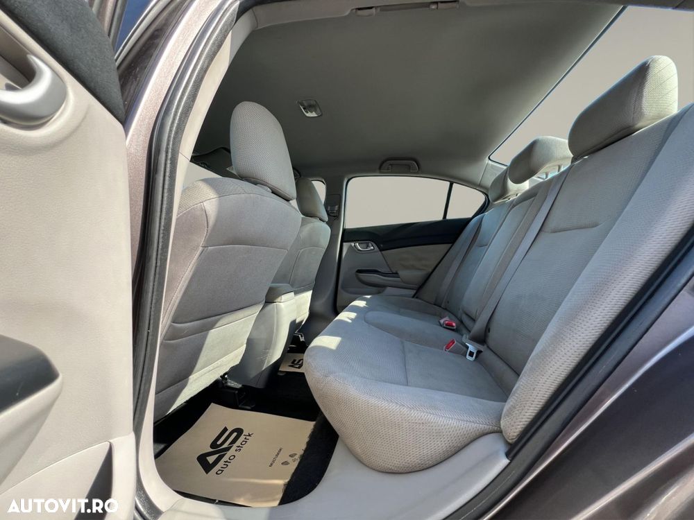 Honda Civic 1.8 i-VTEC Comfort - 15