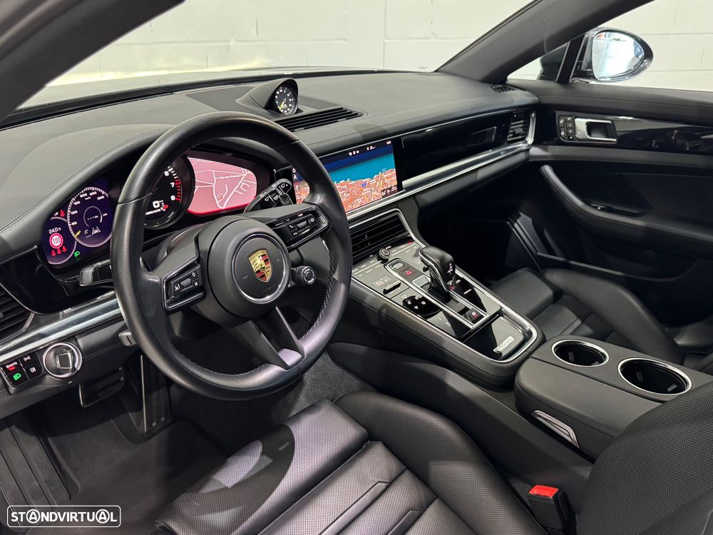 Porsche Panamera Sport Turismo 4 E-Hybrid - 5