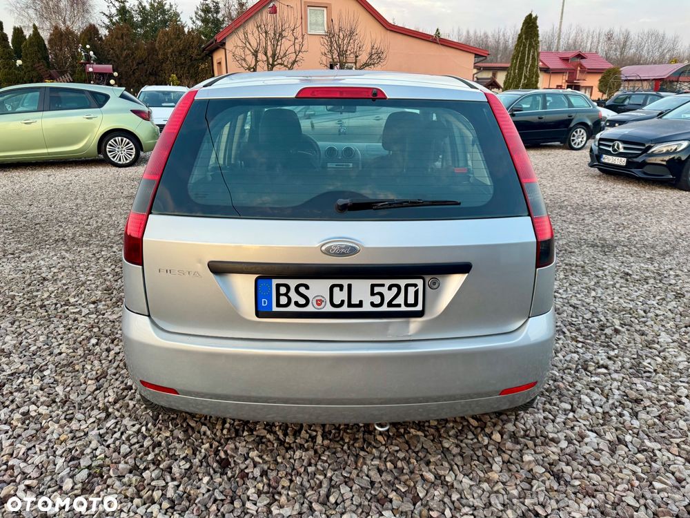 Ford Fiesta - 13