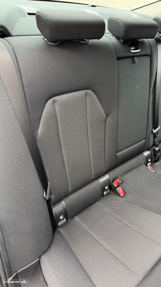 BMW 330 e Corporate Edition Auto - 14