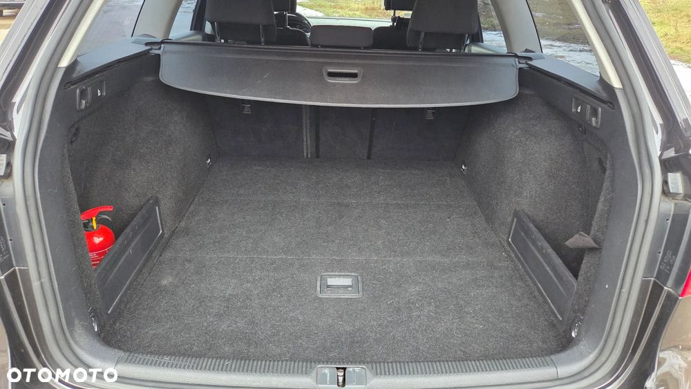 Volkswagen Passat 1.8 TSI Comfortline - 8