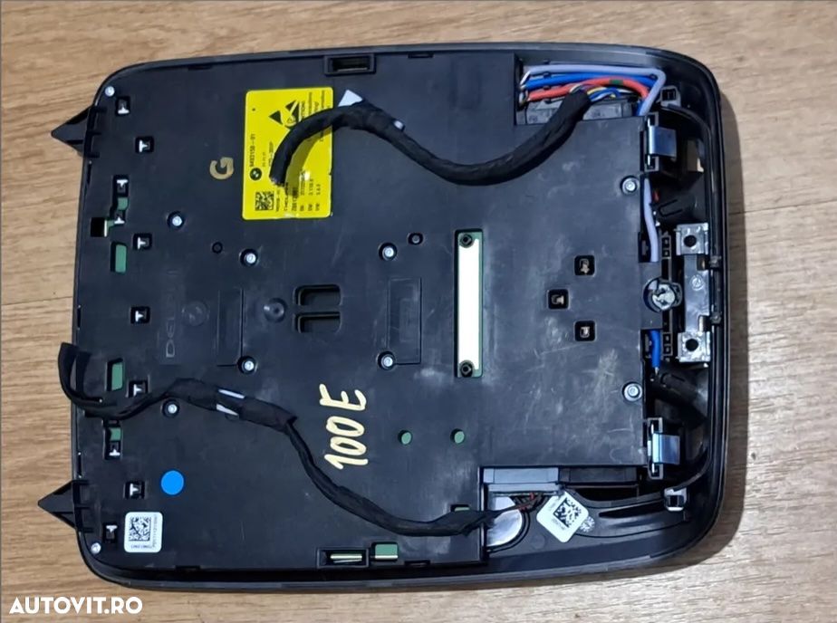 Plafoniera led fata cu buton SOS bmw G20 G21 F90 G30 G31 G32 G01 M F97 G02 M F98 G05 G06 - 2