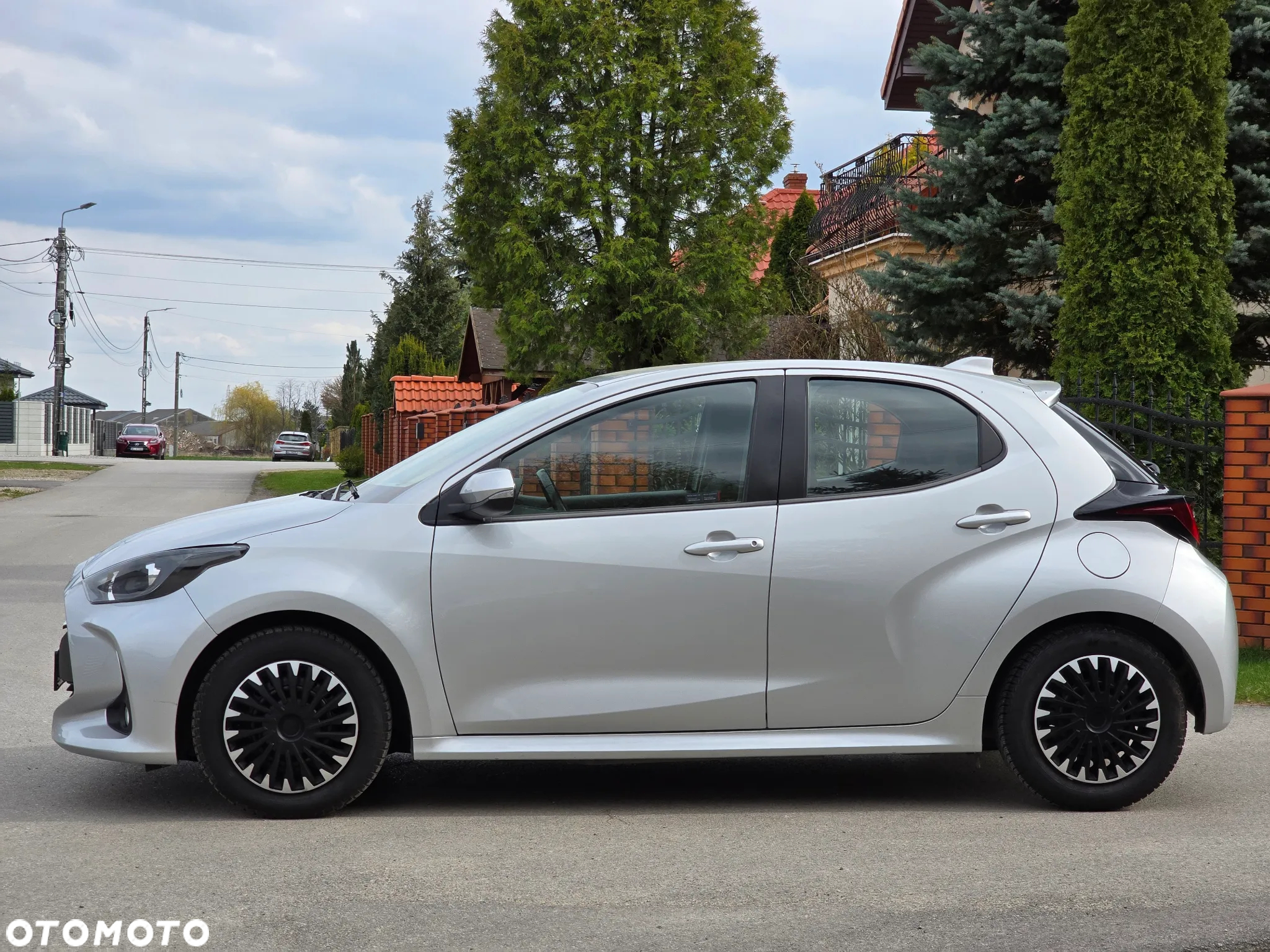Toyota Yaris - 4