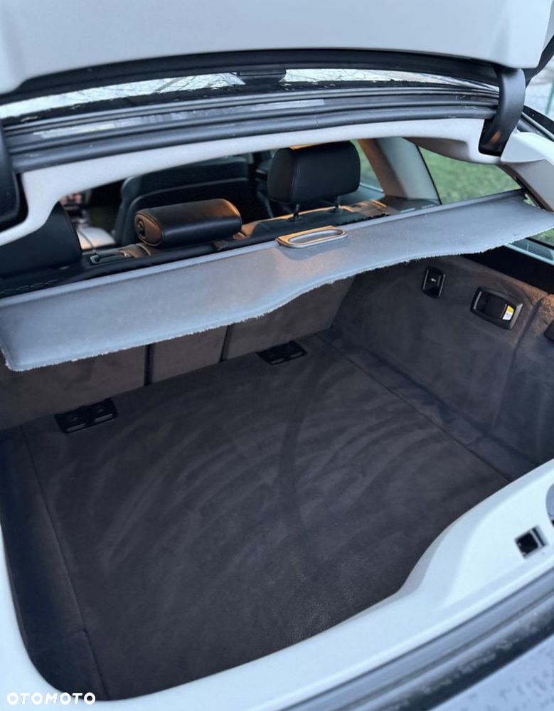 BMW Seria 5 525d xDrive Luxury Line - 10