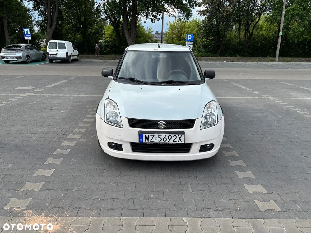 Suzuki Swift - 16
