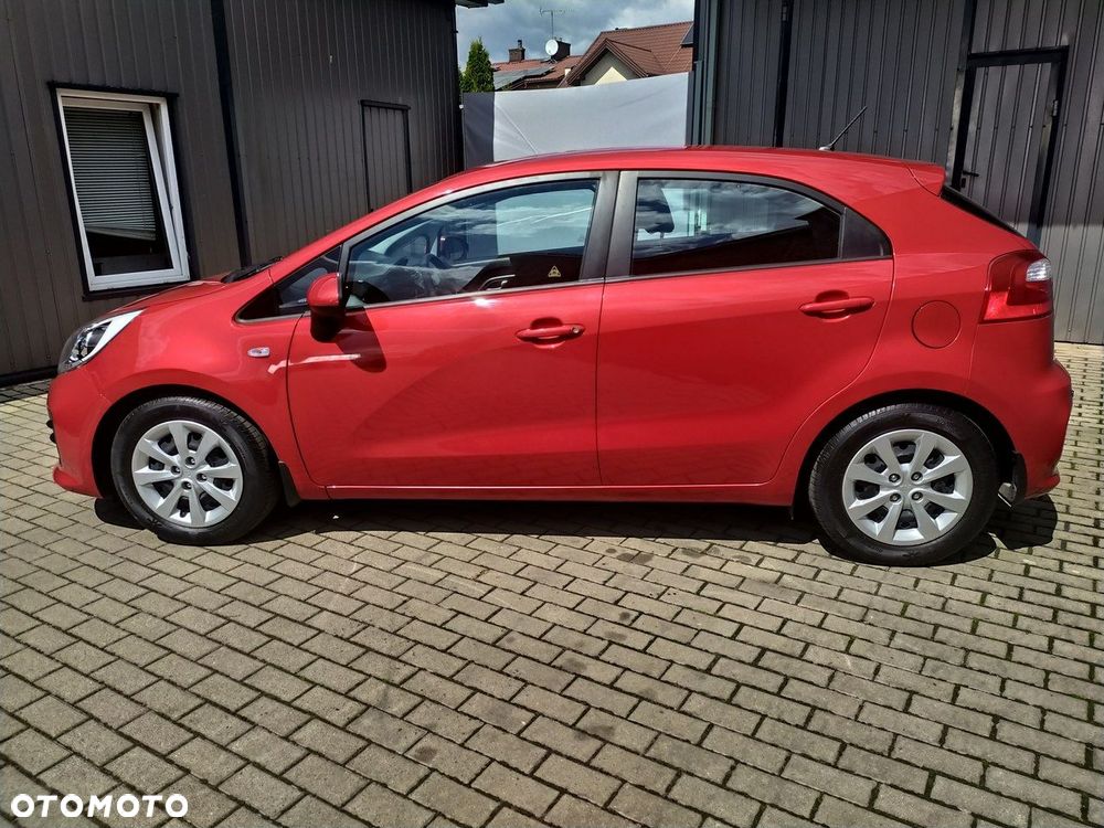 Kia Rio 1.2 Attract - 4