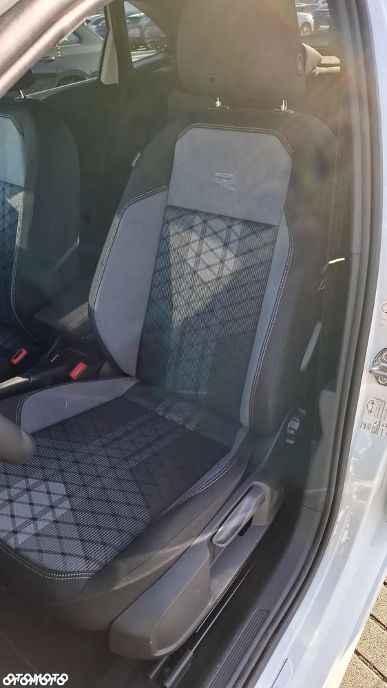 Volkswagen Taigo 1.5 TSI ACT R-Line Plus DSG - 4