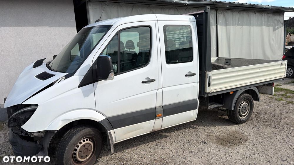 Mercedes-Benz Sprinter - 13