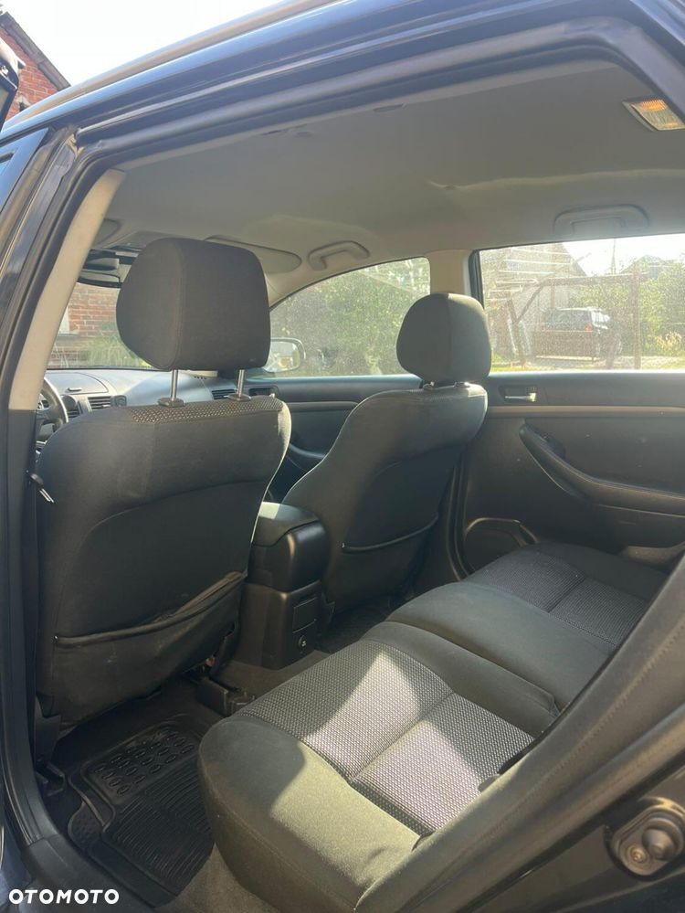 Toyota Avensis 2.0 D-4D Luna - 9