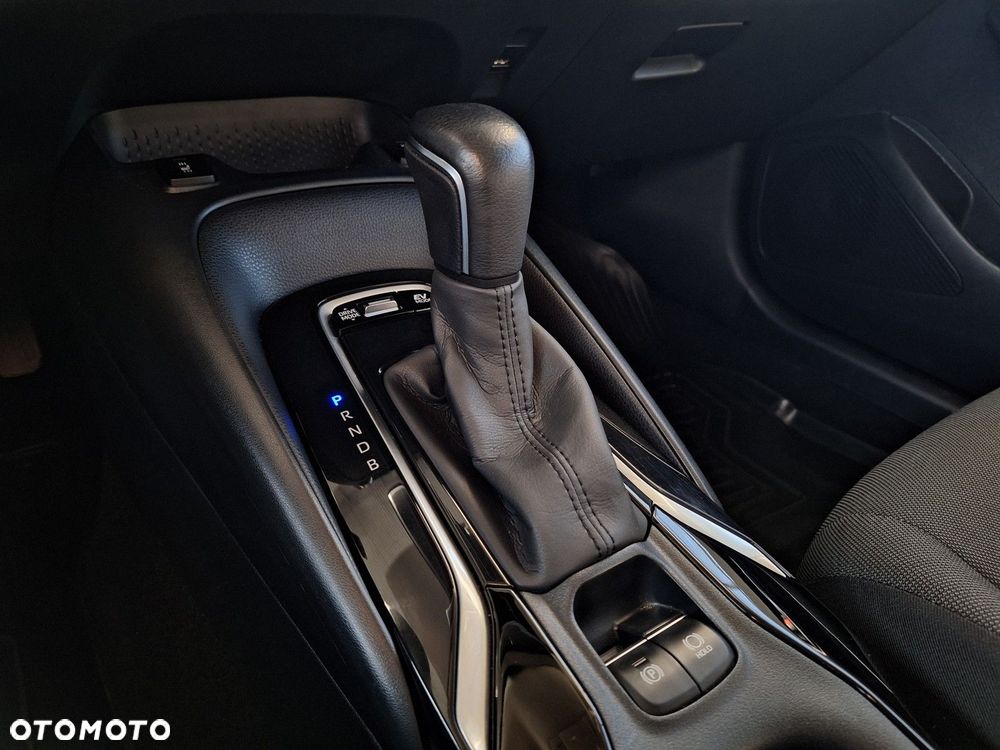 Toyota Corolla 1.8 Hybrid Comfort - 25