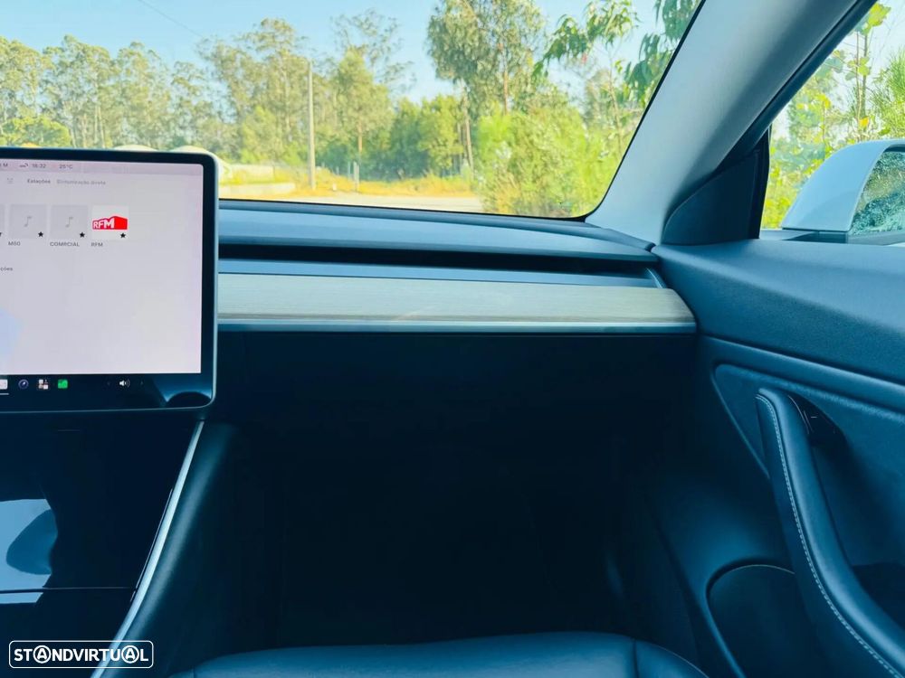 Tesla Model 3 Long Range AWD Dual Motor - 34
