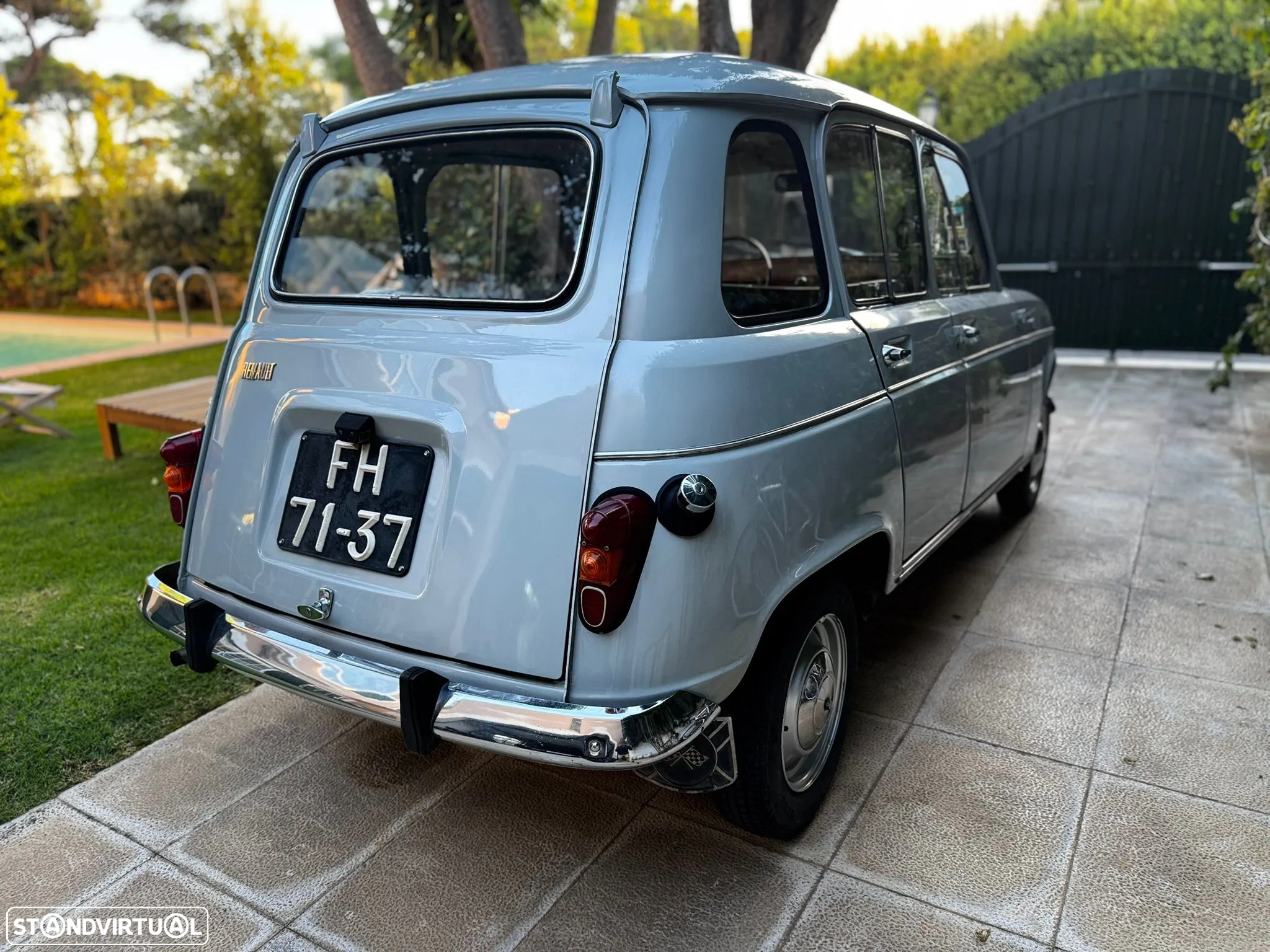 Renault 4 - 7