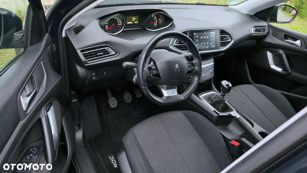 Peugeot 308 1.2 PureTech Active S&S - 16