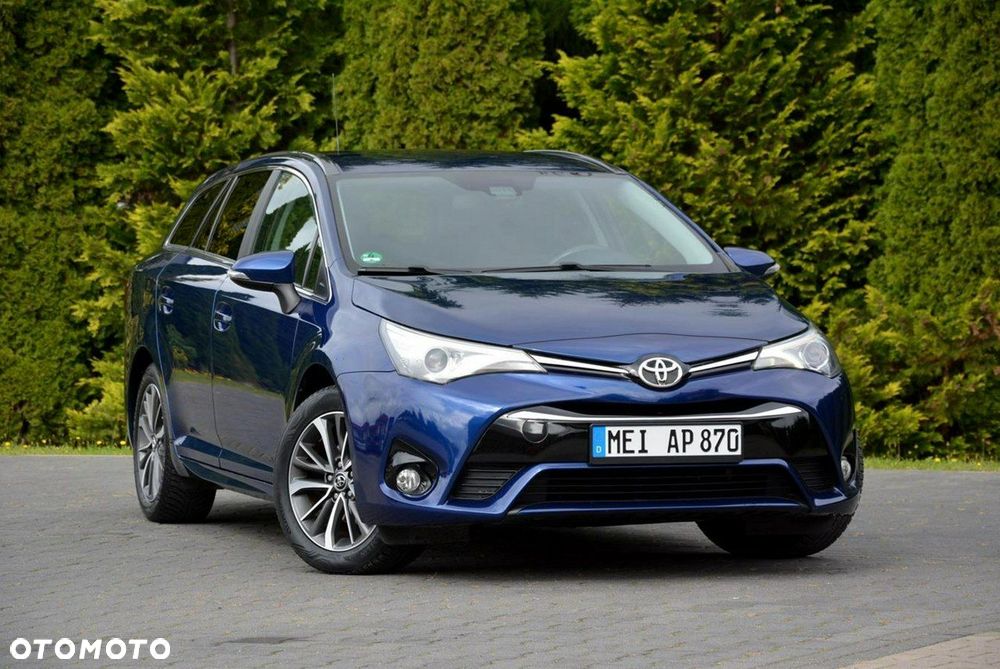 Toyota Avensis 1.8 Sol MS - 9