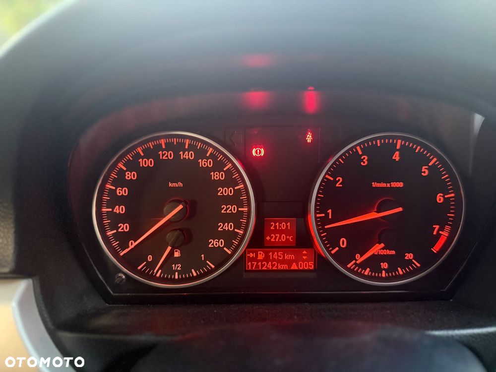 BMW Seria 3 320i Edition Exclusive - 16
