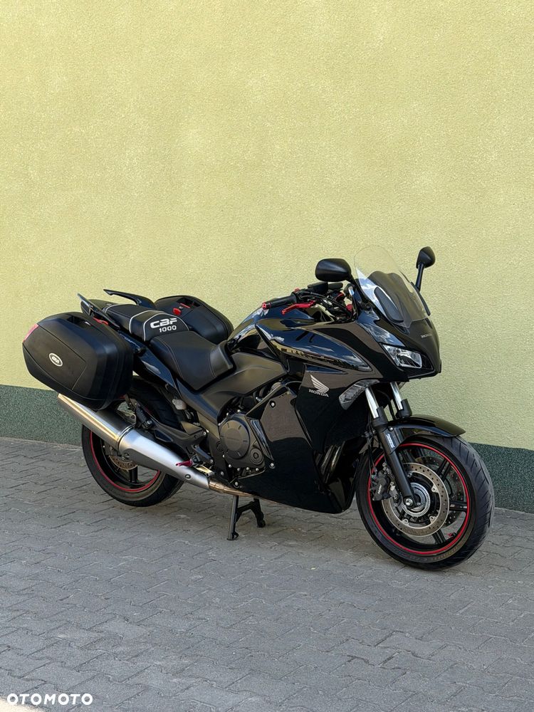 Honda CBF - 1