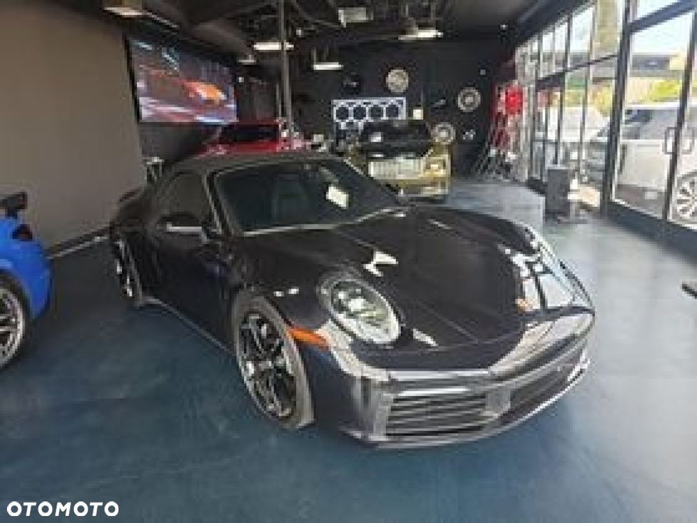 Porsche 911 - 4