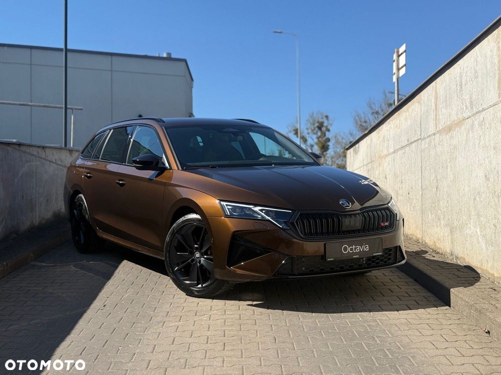 Skoda Octavia 2.0 TSI RS DSG - 2