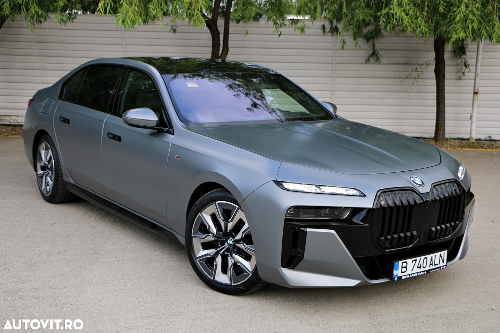 BMW Seria 7 740d xDrive MHEV - 35