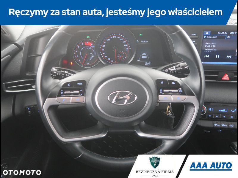 Hyundai Elantra - 17