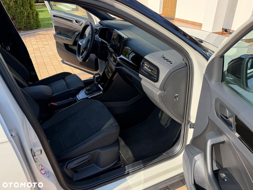 Volkswagen T-Roc 1.5 TSI Style DSG - 25