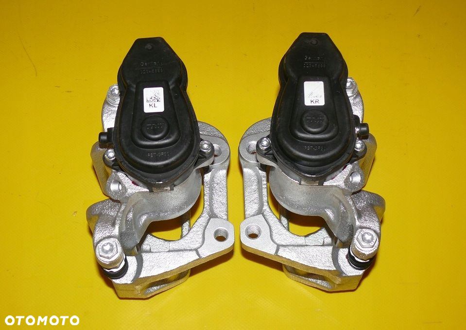 ZACISKI LEWY PRAWY PRZÓD TYŁ BMW SERIA 5 F10 F11 348/30 330/20mm 10-17r - 11