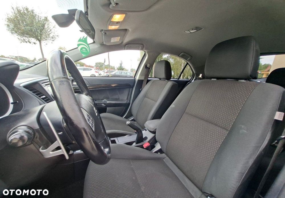 Mitsubishi Lancer - 21