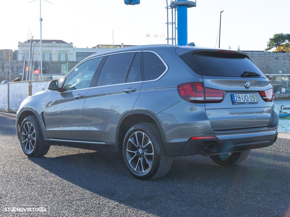 BMW X5 25 d sDrive Comfort 7L - 5
