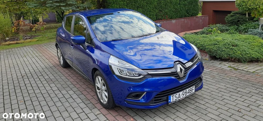Renault Clio - 11