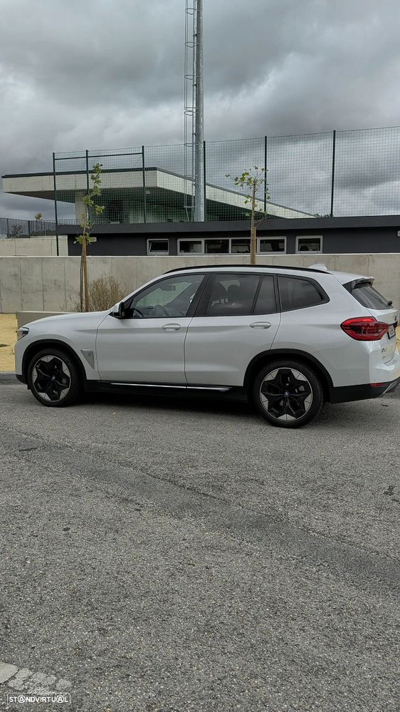 BMW iX3 Impressive - 7