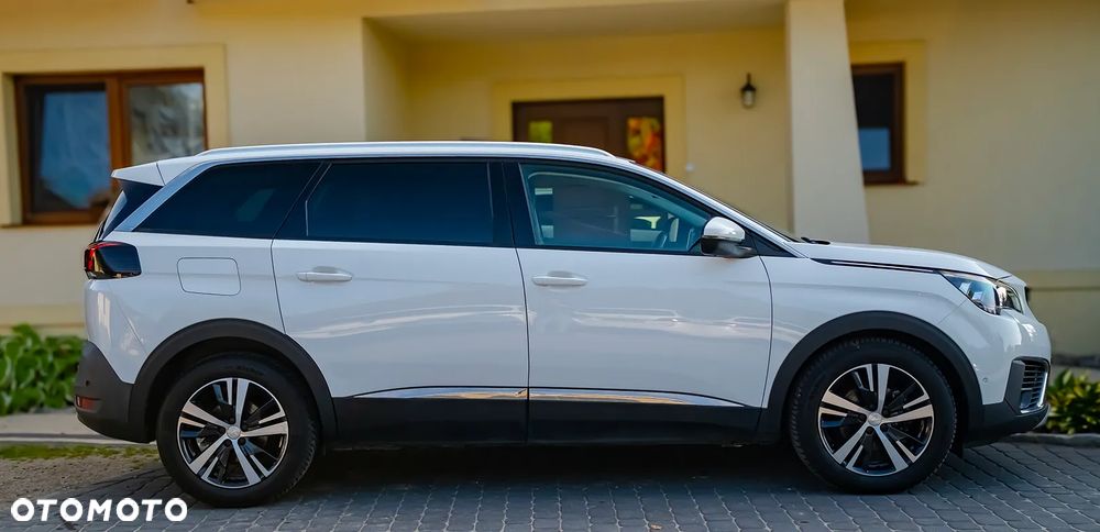 Peugeot 5008 BlueHDi 120 EAT6 Allure - 8