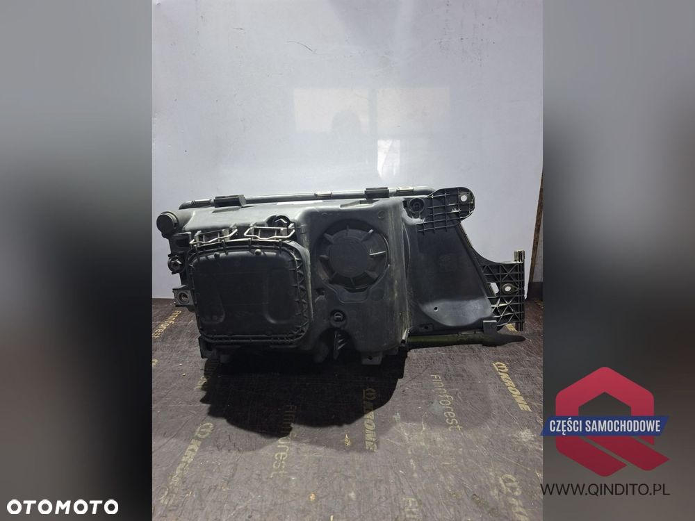 LAMPA  REFLEKTOR  LED PRZÓD  LEWA  MAN TGX TGS - 3