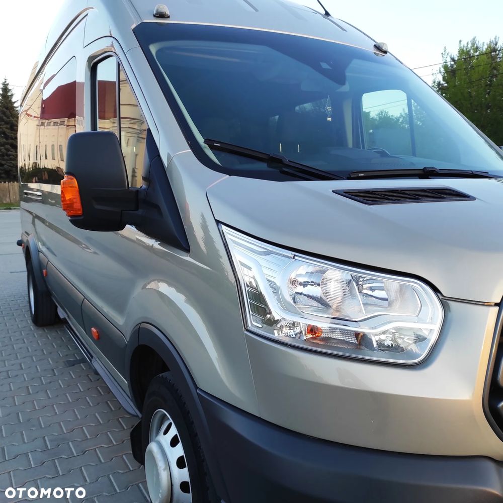 Ford Transit Autobus 18 osób 2.2 TDCI 155 KM 2017 r - 11