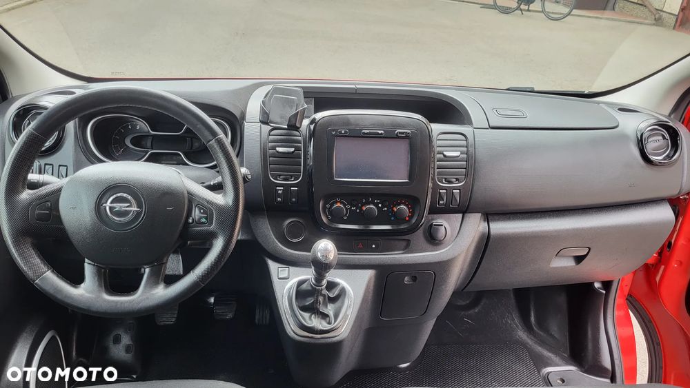 Opel Vivaro - 23