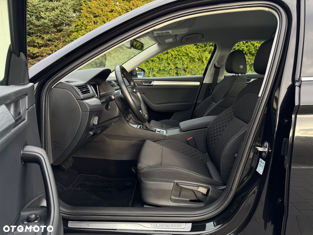 Skoda Superb 2.0 TDI SCR Ambition DSG - 10