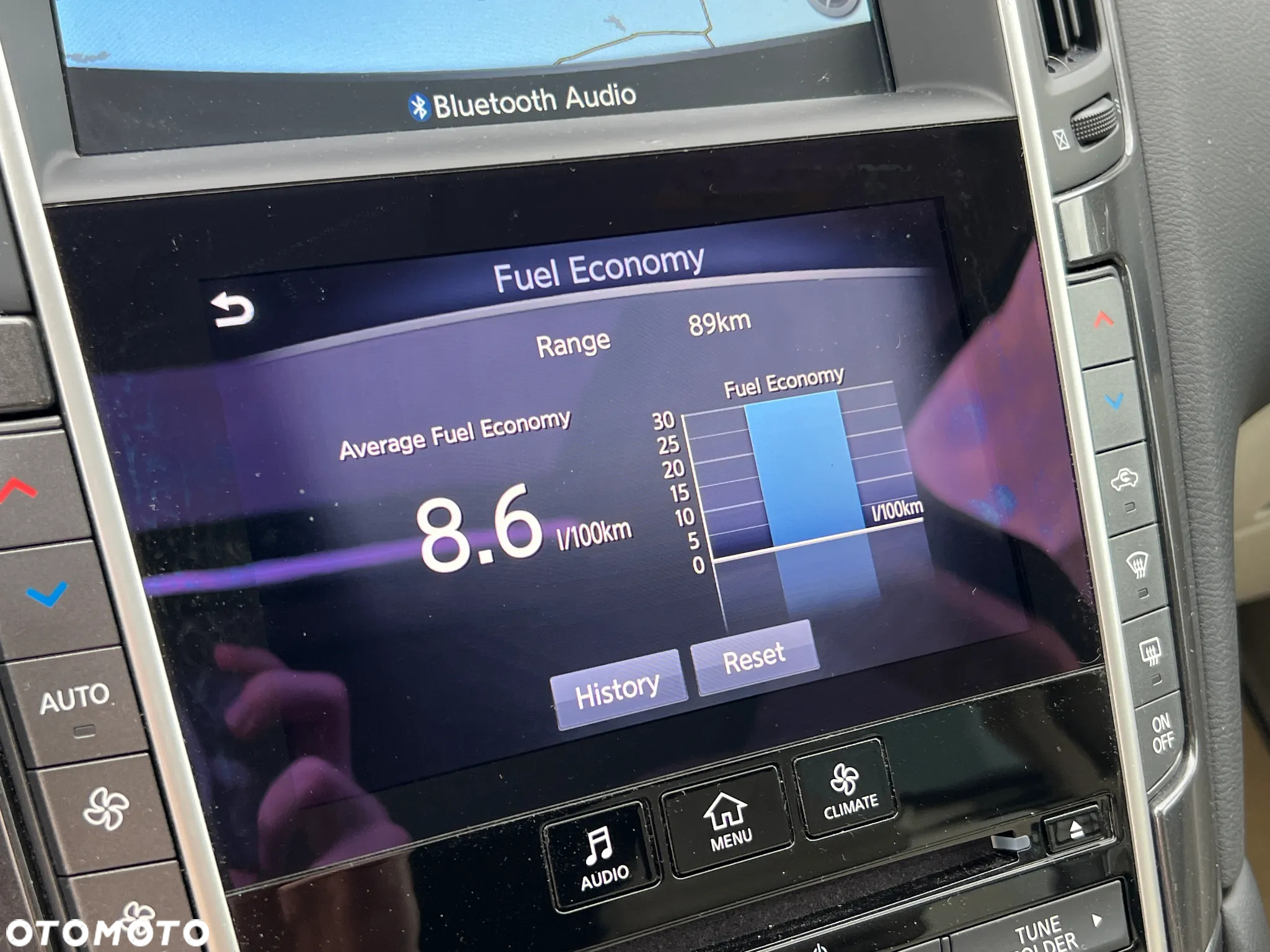 Infiniti Q50 Hybrid Premium - 25